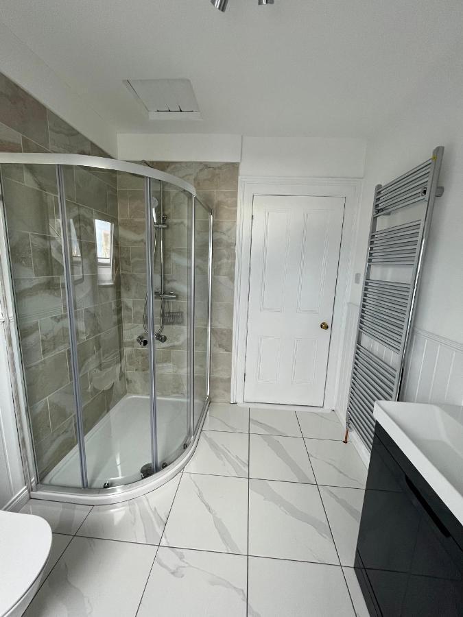 57 Main Street Newcastle Luxury Central Apartment Екстериор снимка